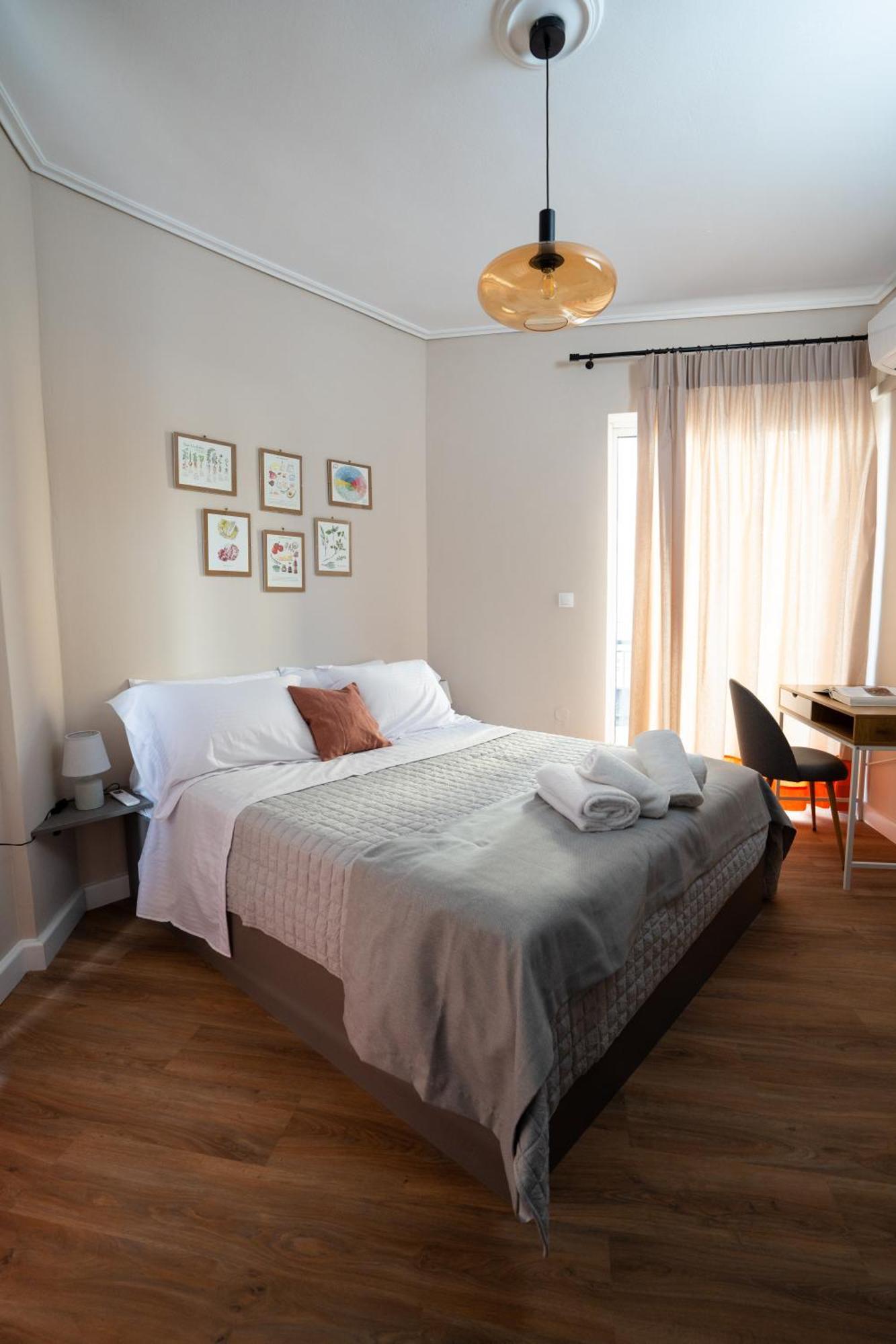 Nyx Guesthouse Триполис Экстерьер фото