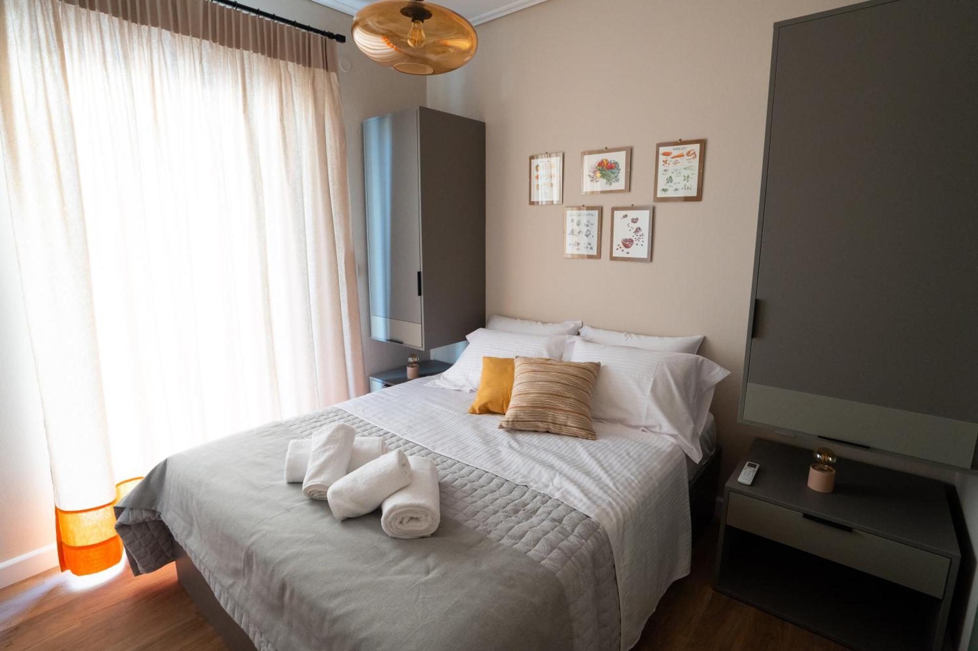 Nyx Guesthouse Триполис Экстерьер фото