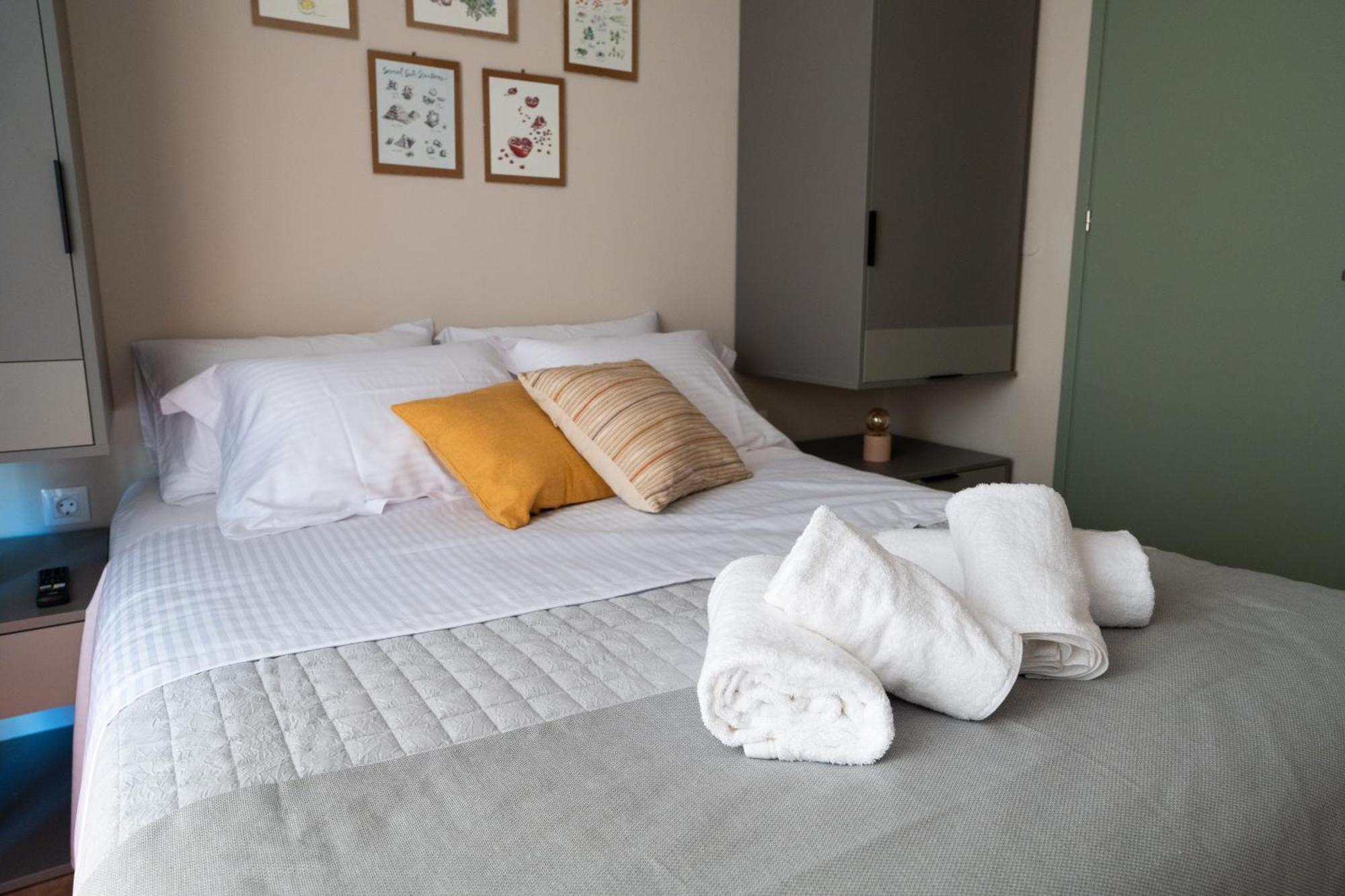 Nyx Guesthouse Триполис Экстерьер фото