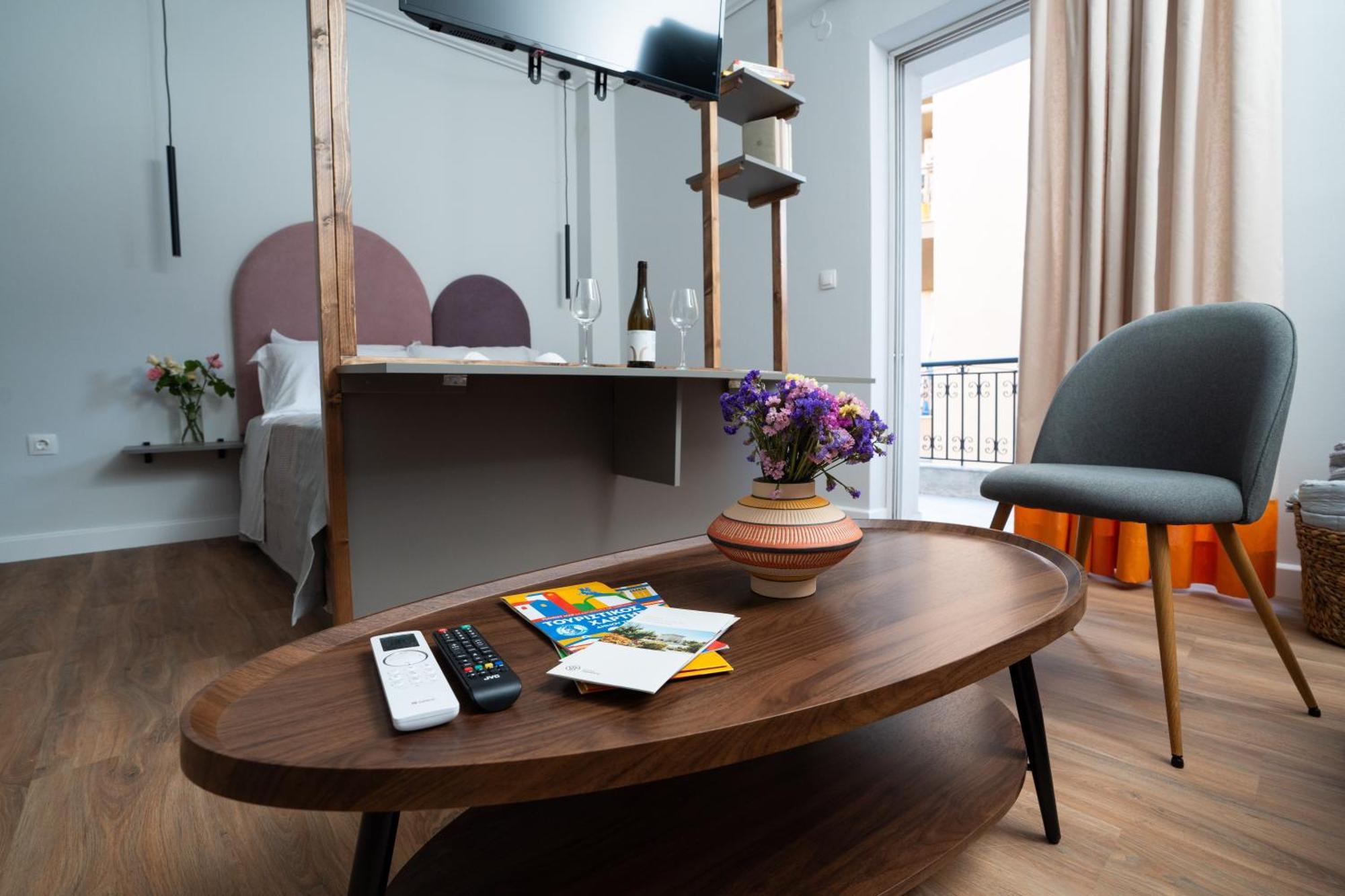 Nyx Guesthouse Триполис Экстерьер фото