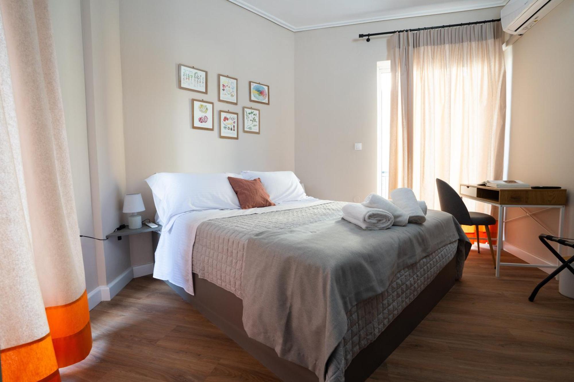 Nyx Guesthouse Триполис Экстерьер фото